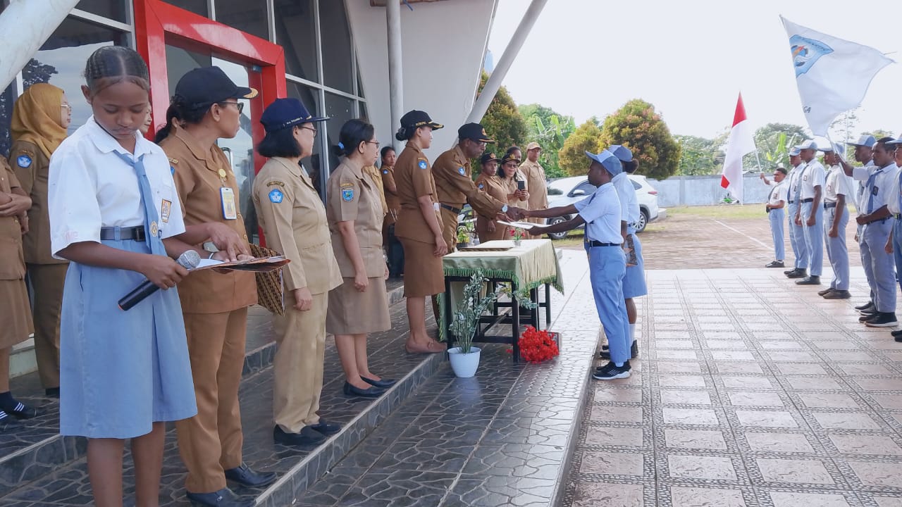 Pelantikan Pengurus OSIS SMA Negeri Keberbakatan Olahraga Papua Barat Tahun Ajaran 2025/2026